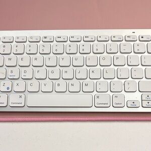 Wireless White Keyboard